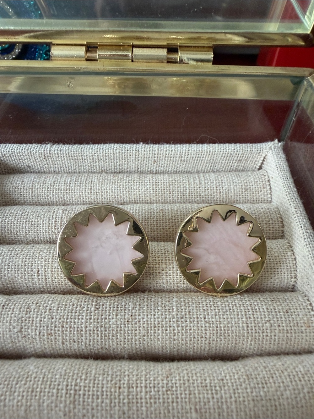 House of Harlow  Gold Tone Rose Quartz Sunburst Button Earring W1030